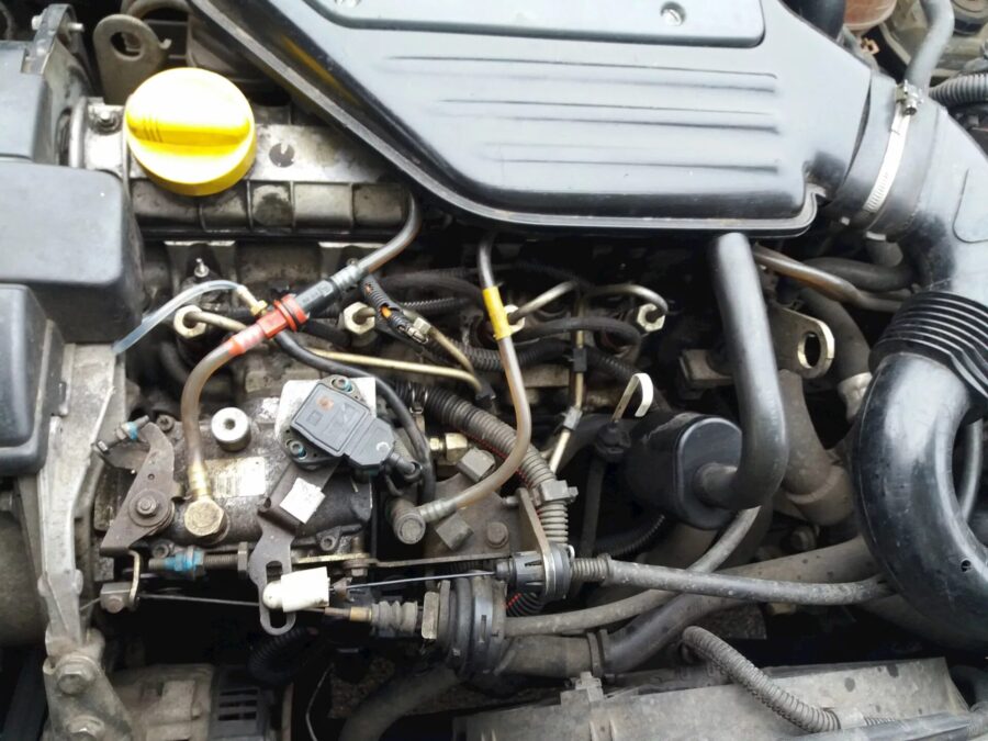 Vznětový motor Renault F8Q 1.9