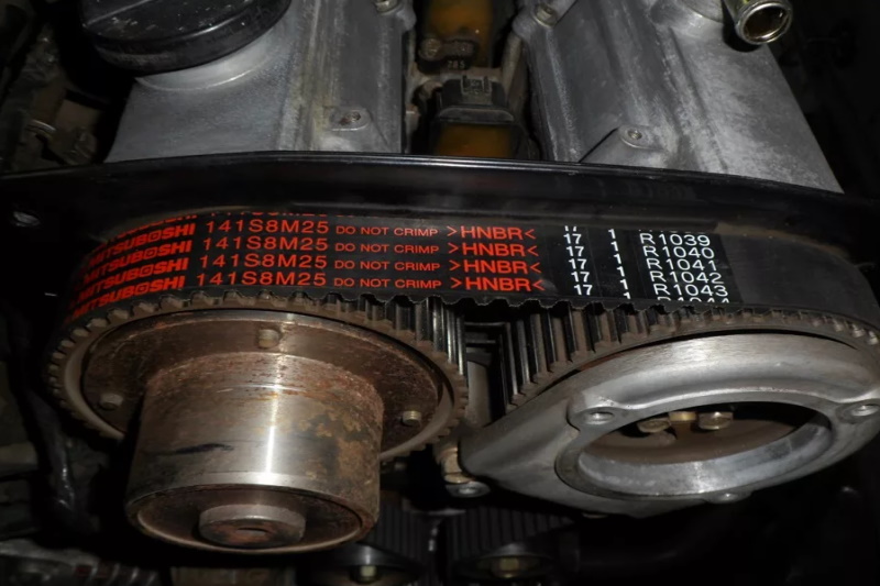 Proč benzínový spalovací motor pracuje jako dieselový motor