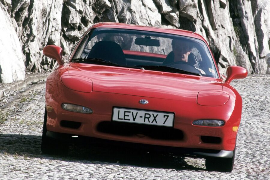 Wankelův motor s rotačním pístem