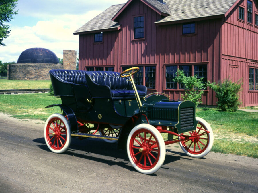 Dvoukruhový dvouválcový motor Lanchester